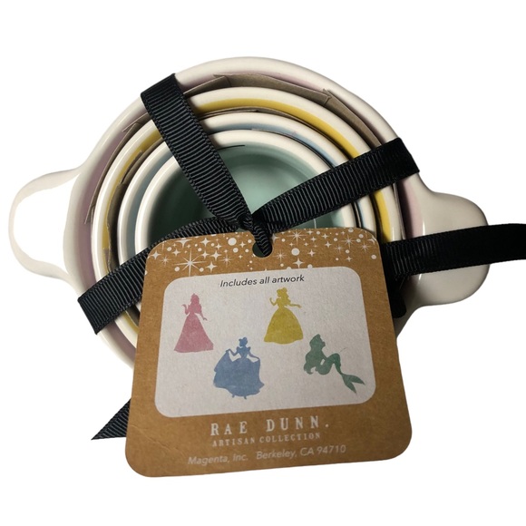 Rae Dunn Disney Princess measuring cups - Picture 3 of 11